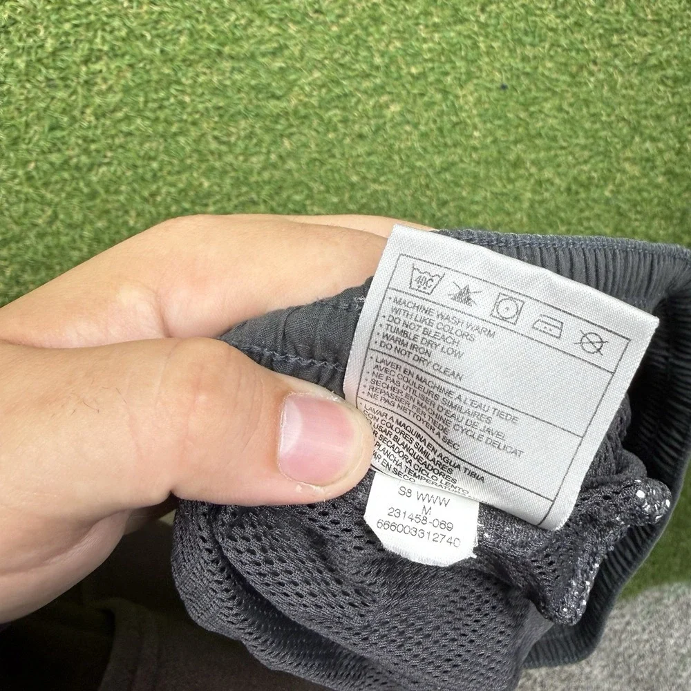 Nike shop confidence